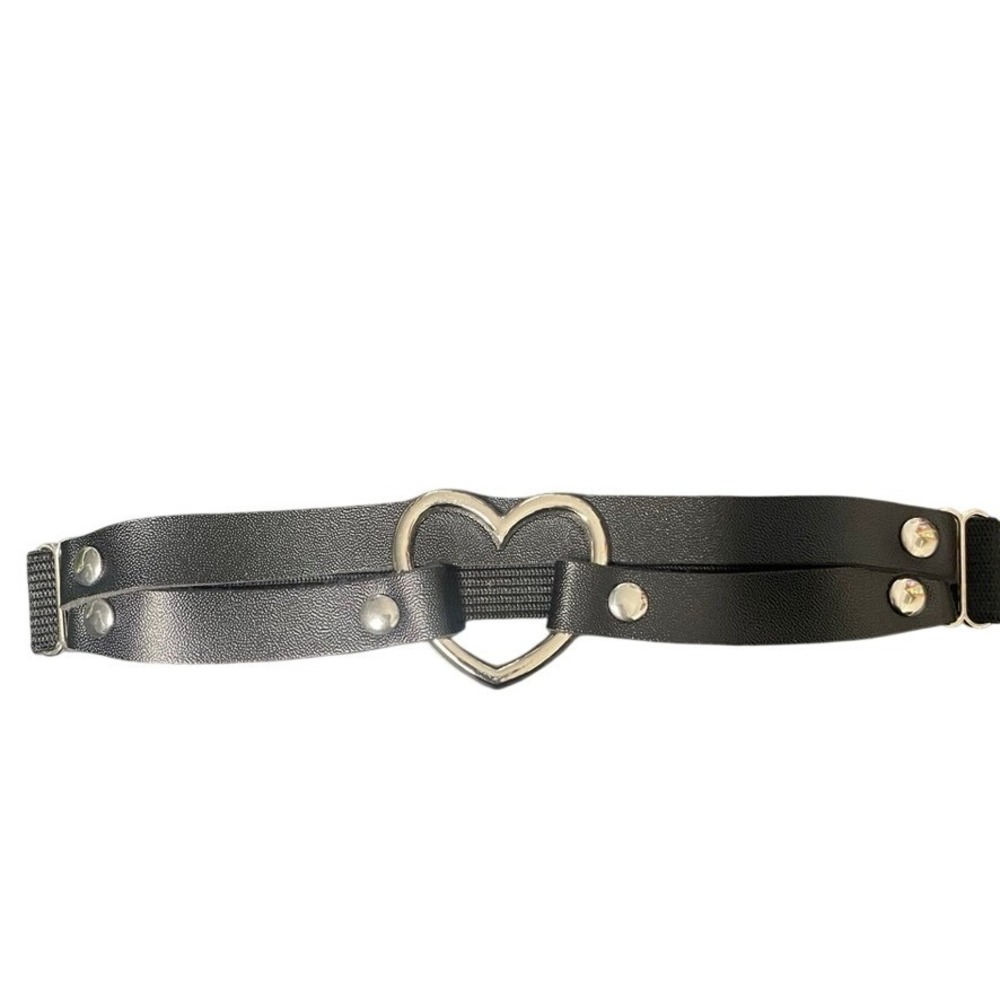 Black Faux Leather Heart Garter Thigh Strap Adjustable Silver Hardware Alt